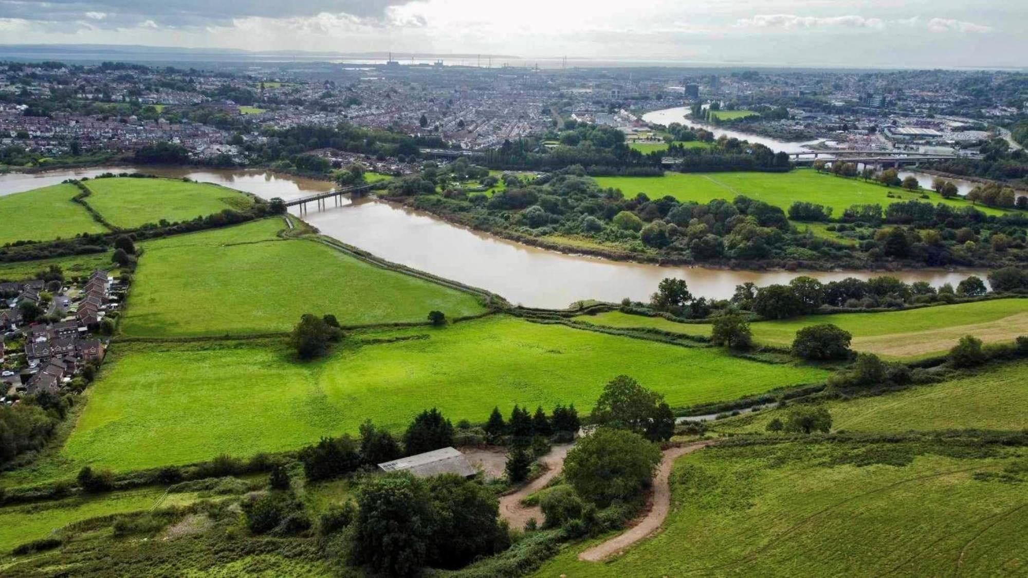 Usk View Glamping Caerleon Hotel Newport  Buitenkant foto