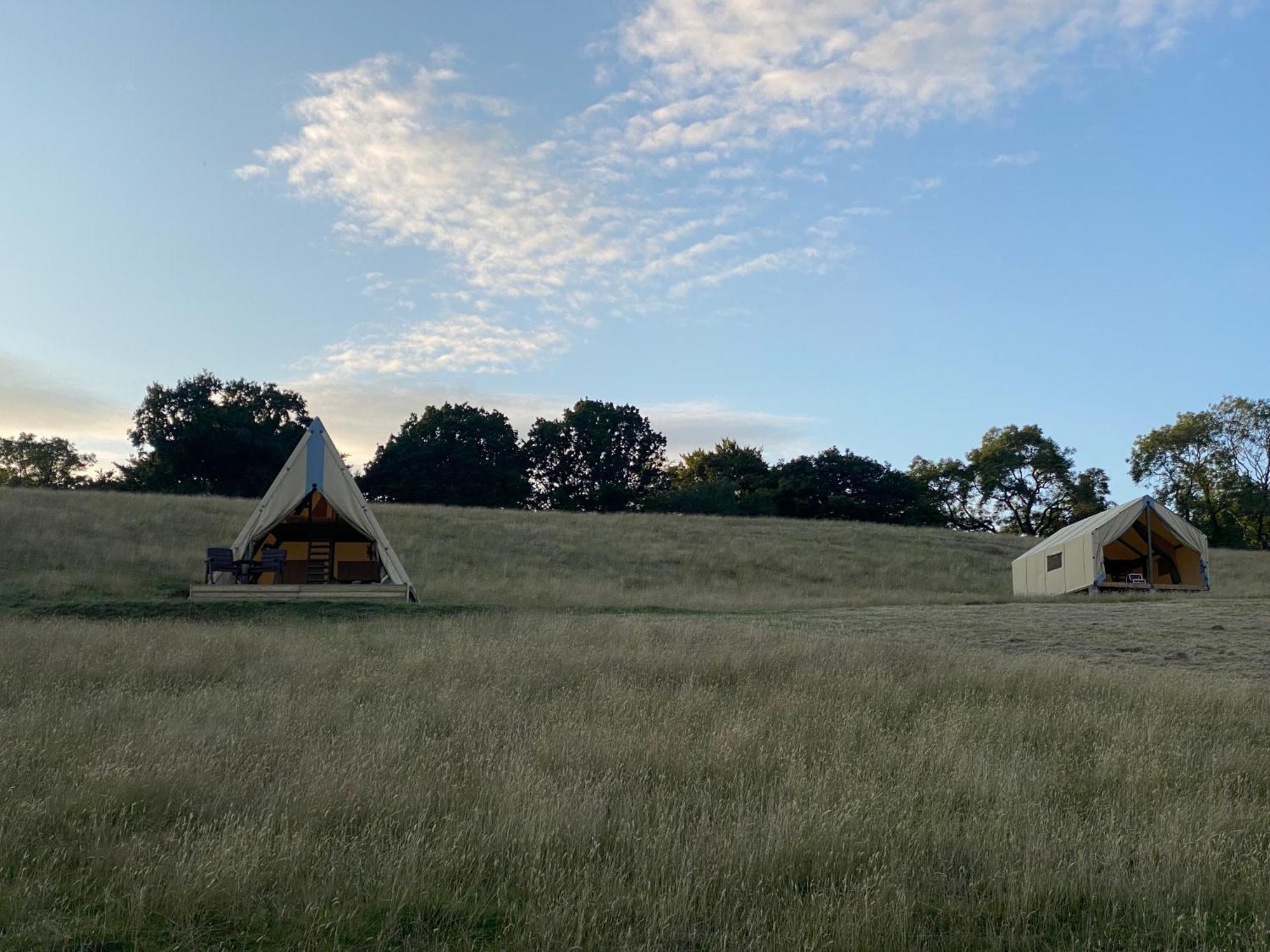 Usk View Glamping Caerleon Hotel Newport  Buitenkant foto